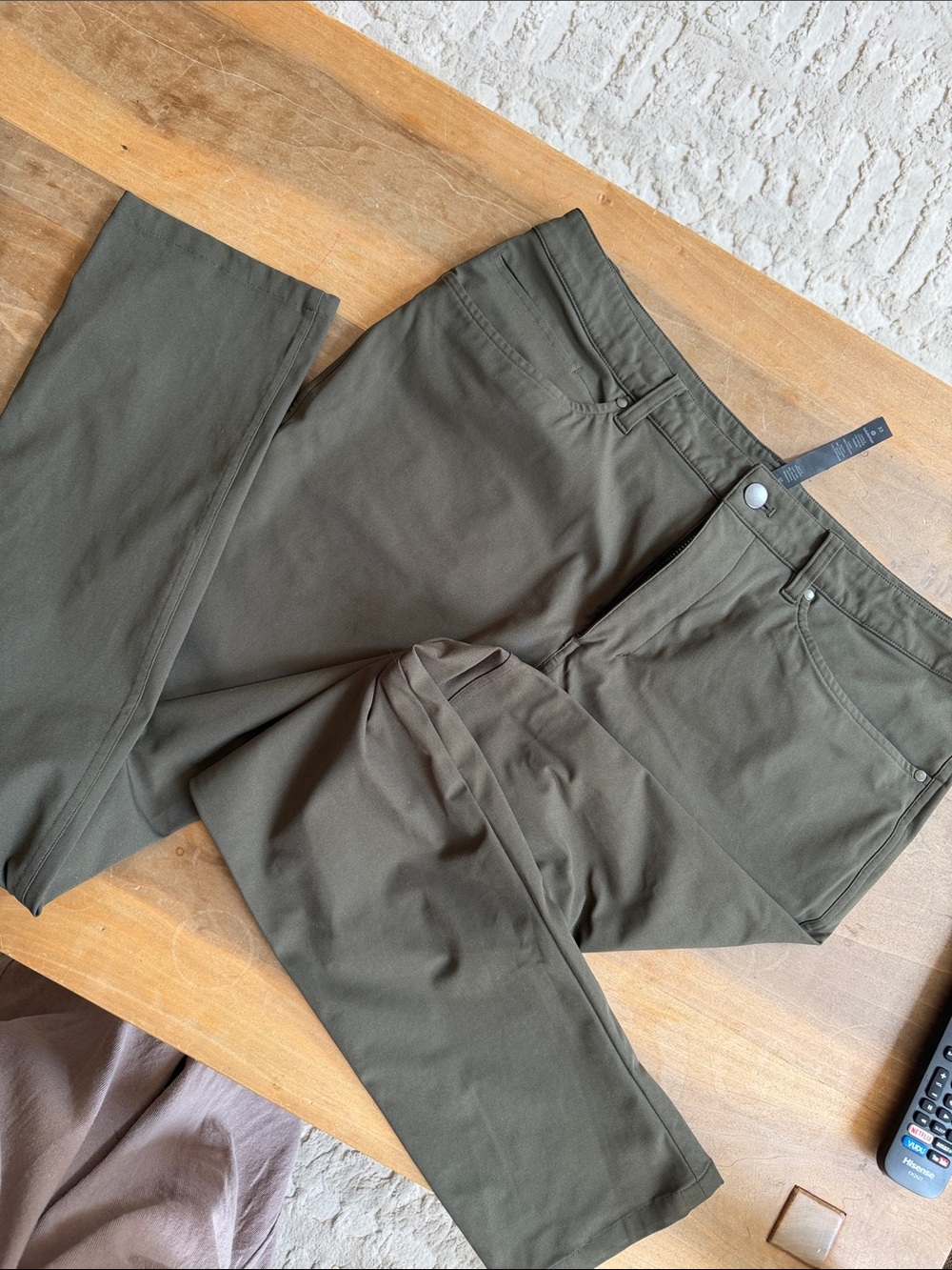 Men's lululemon abc Olive Green Slim Stretch Pants